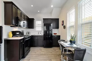 912 Sugaree Ave, Austin, TX 78757 - Photo 9