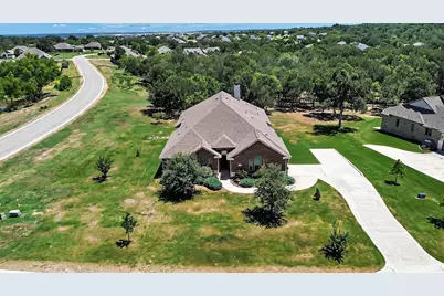 104 Harris Hawk Cove, Cedar Creek, TX 78612 - Photo 35