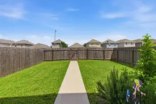 4521 Graceful Ln, Austin, TX 78725 - Photo 5