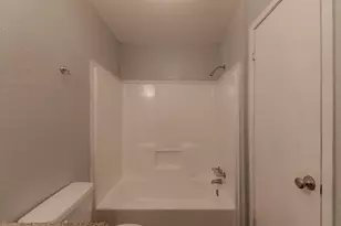 100 Uhland Rd, San Marcos, TX 78666 - Photo 17