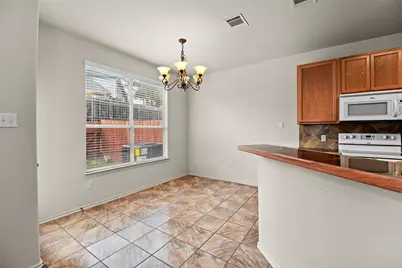 2410 Great Oaks Drive #202, Round Rock, TX 78681 - Photo 11