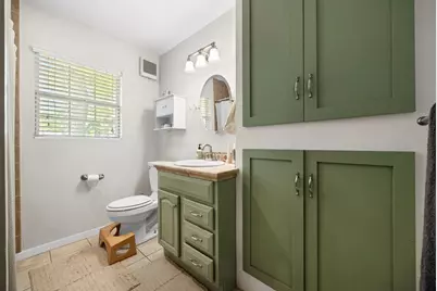 7512 Saint Louis Street, Austin, TX 78757 - Photo 29