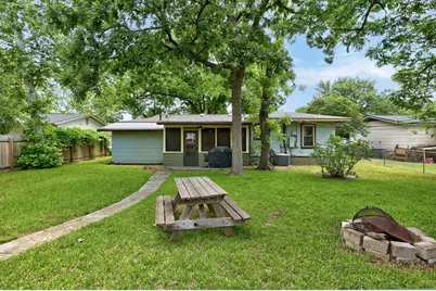 7512 Saint Louis Street, Austin, TX 78757 - Photo 33