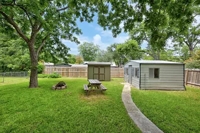 7512 Saint Louis Street, Austin, TX 78757 - Photo 31
