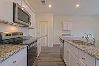 109 Gemsbok Road, Hutto, TX 78634 - Photo 9