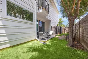 1153 Webberville Rd, Austin, TX 78721 - Photo 9