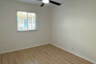 2401 Manor Rd, Austin, TX 78722 - Photo 9
