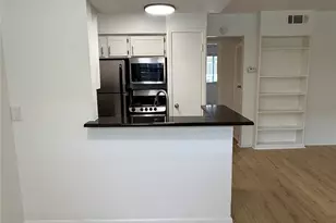 2401 Manor Rd, Austin, TX 78722 - Photo 5