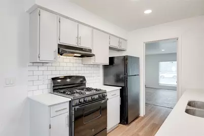 4410 Dove Springs Drive, Austin, TX 78744 - Photo 15