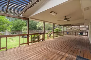 7810 Nairn Dr, Austin, TX 78749 - Photo 17