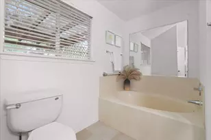 7810 Nairn Dr, Austin, TX 78749 - Photo 23