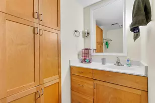 711 W 26th St, Austin, TX 78705 - Photo 17