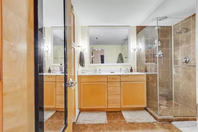 711 W 26th Street #607, Austin, TX 78705 - Photo 19