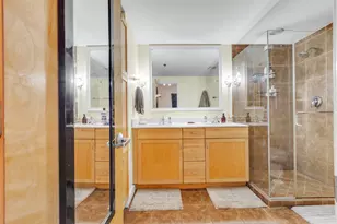 711 W 26th St, Austin, TX 78705 - Photo 19