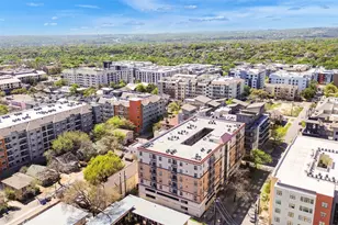 711 W 26th St, Austin, TX 78705 - Photo 27