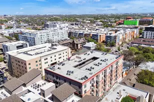 711 W 26th St, Austin, TX 78705 - Photo 25