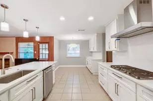 6018 Woodwick Dr, Windcrest, TX 78239 - Photo 15