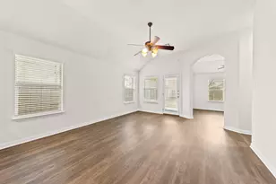 411 Tascate St, Georgetown, TX 78628 - Photo 15