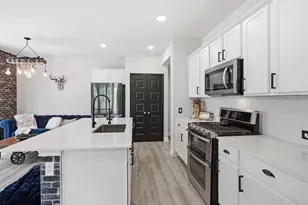 8525 Leroi Dr, Austin, TX 78744 - Photo 13