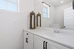 8525 Leroi Dr, Austin, TX 78744 - Photo 17