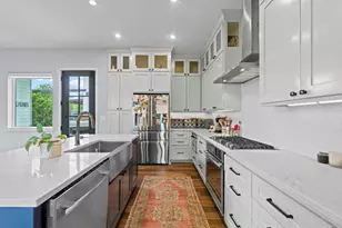 1201 W 39th 1/2 St, Austin, TX 78756 - Photo 13