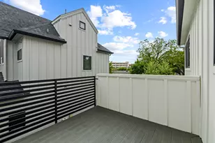 1201 W 39th 1/2 St, Austin, TX 78756 - Photo 25
