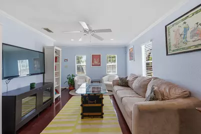 916 E 49th Street, Austin, TX 78751 - Photo 5