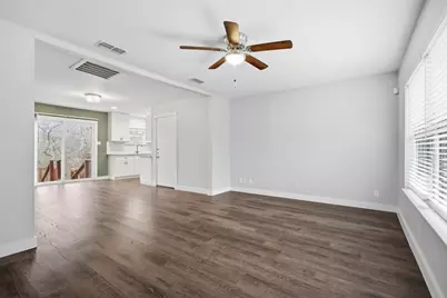 4810 Creekwood Road, Austin, TX 78723 - Photo 9