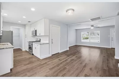 4810 Creekwood Road, Austin, TX 78723 - Photo 13