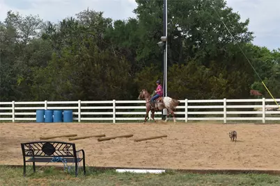 134 Creekside Drive, Liberty Hill, TX 78642 - Photo 39