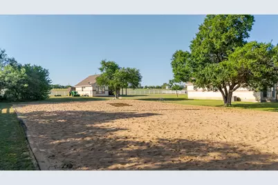 134 Creekside Drive, Liberty Hill, TX 78642 - Photo 5