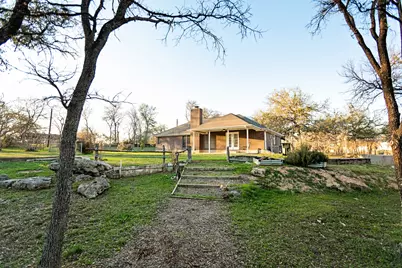 603 Oakwood Drive, Buda, TX 78610 - Photo 23