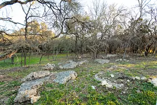 603 Oakwood Dr, Buda, TX 78610 - Photo 31