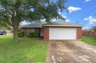 101 Ina Ct, Kyle, TX 78640 - Photo 1