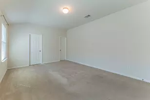 11909 Timber Heights Dr, Austin, TX 78754 - Photo 11