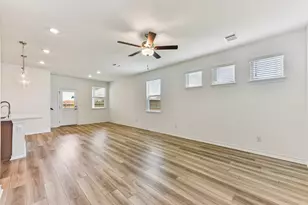 800 Long Run, Liberty Hill, TX 78642 - Photo 5