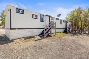 2540 FM 20, Red Rock, TX 78662 - Photo 13