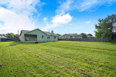 125 Naalehu Court, Bastrop, TX 78602 - Photo 25