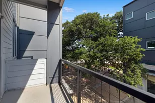1500 Summit St, Austin, TX 78741 - Photo 9