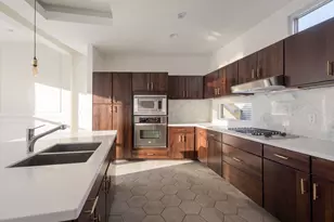 1500 Summit St, Austin, TX 78741 - Photo 5