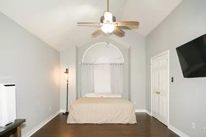 450 Biscayne Street, Giddings, TX 78942 - Photo 27