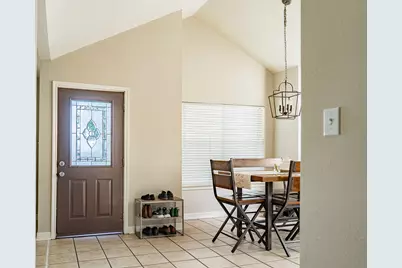 450 Biscayne Street, Giddings, TX 78942 - Photo 25