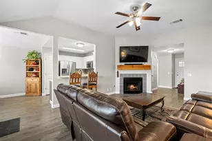 606 Los Robles Rd, Leander, TX 78641 - Photo 15