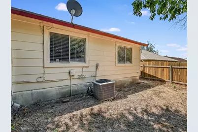 1916 Gracy Farms Lane #B, Austin, TX 78758 - Photo 15