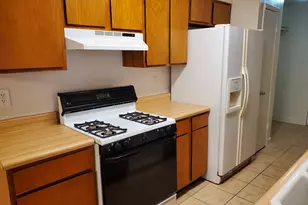 1109 Hyridge St, Round Rock, TX 78664 - Photo 5