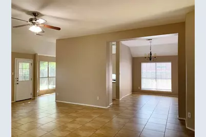 209 N Blue Ridge Parkway, Cedar Park, TX 78613 - Photo 3