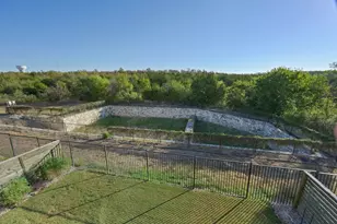 3651 Sandy Brook Dr, Round Rock, TX 78665 - Photo 19