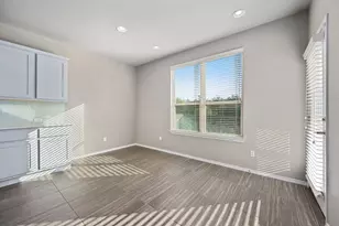 3651 Sandy Brook Dr, Round Rock, TX 78665 - Photo 9