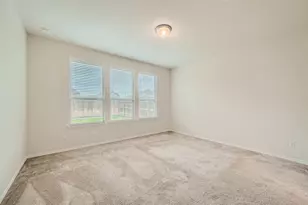 303 Duroc Dr, Hutto, TX 78634 - Photo 13