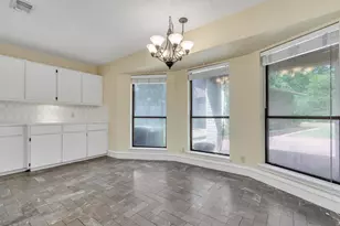5704 Lands End St, Austin, TX 78734 - Photo 9